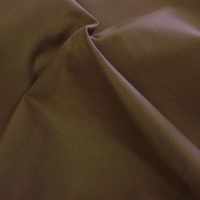 Waxed cotton fabric with water-resistant surface